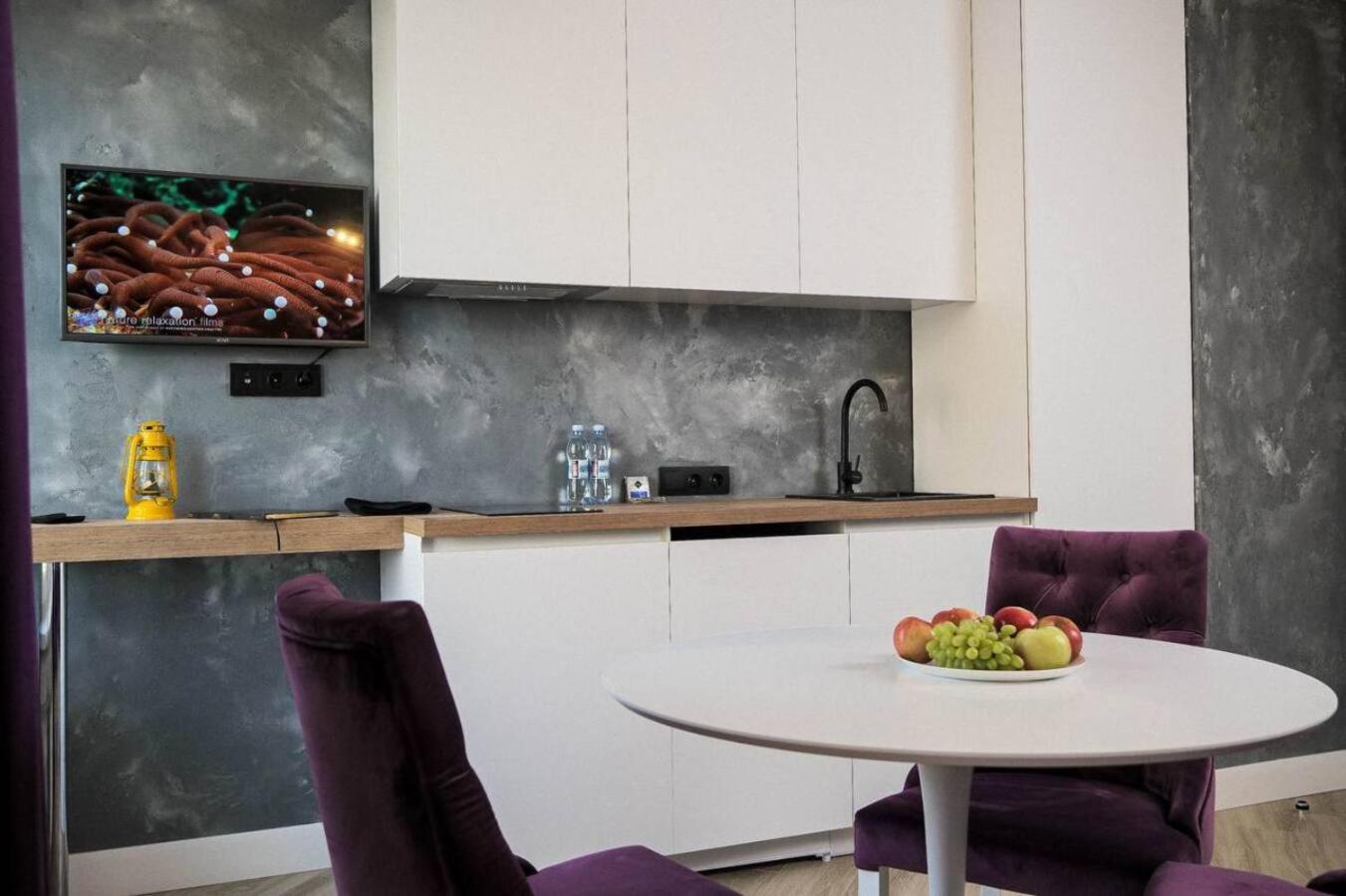 Freedom Apartments In City Center Київ Екстер'єр фото